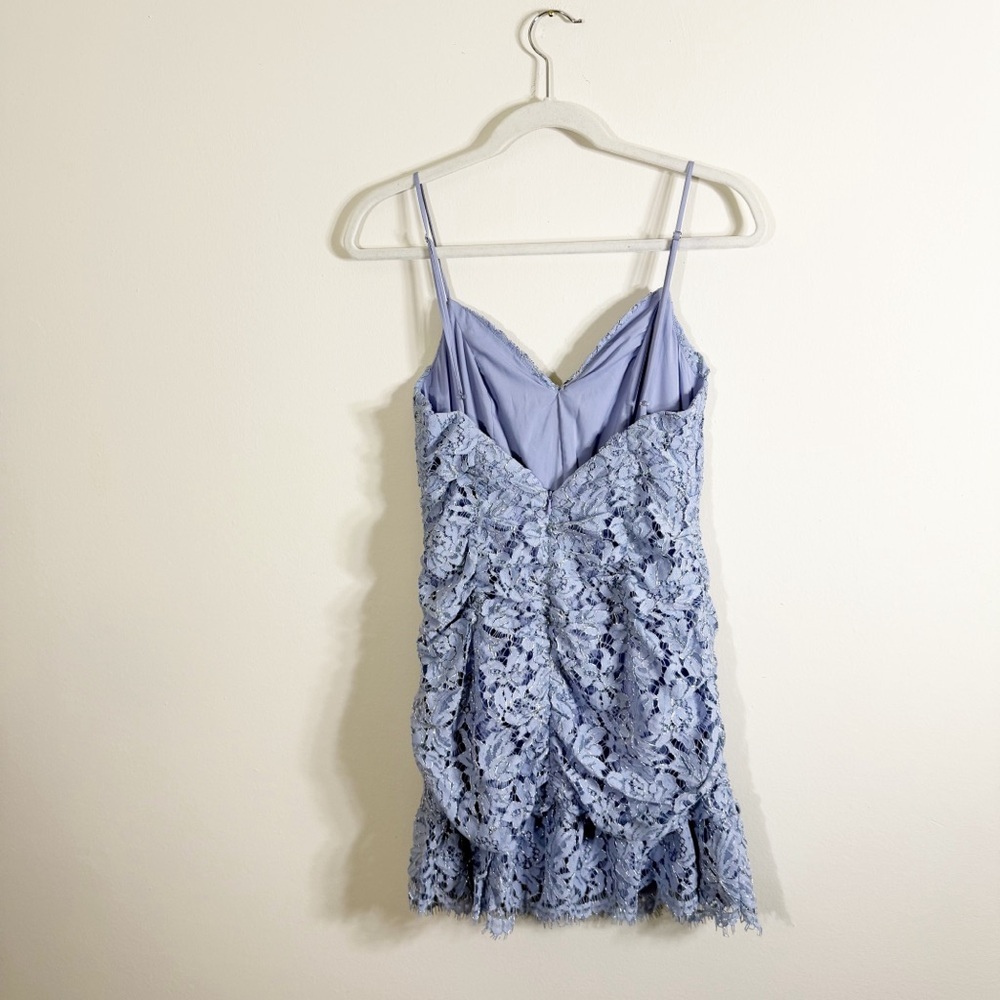 NWT NBD Marvin Lace Mini Dress in Lilac Periwinkle Medium - Picture 3 of 7